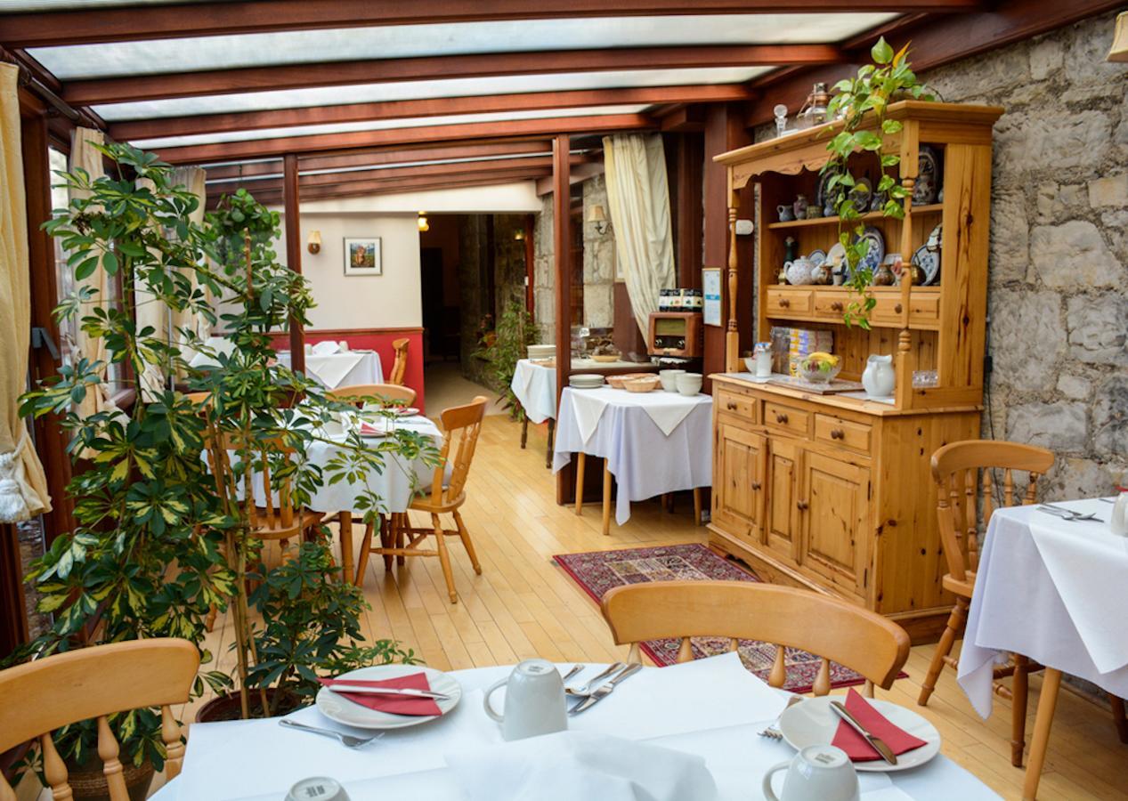 Clarke Cottage Guest House Ντανφέρμλιν Εξωτερικό φωτογραφία