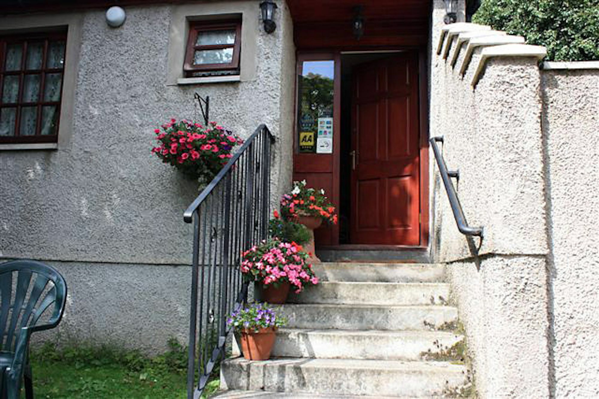 Clarke Cottage Guest House Ντανφέρμλιν Εξωτερικό φωτογραφία